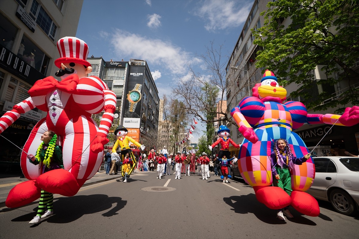 Devlet Tiyatrolarının (DT) düzenlediği Küçük Hanımlar Küçük Beyler Uluslararası Çocuk Tiyatroları...