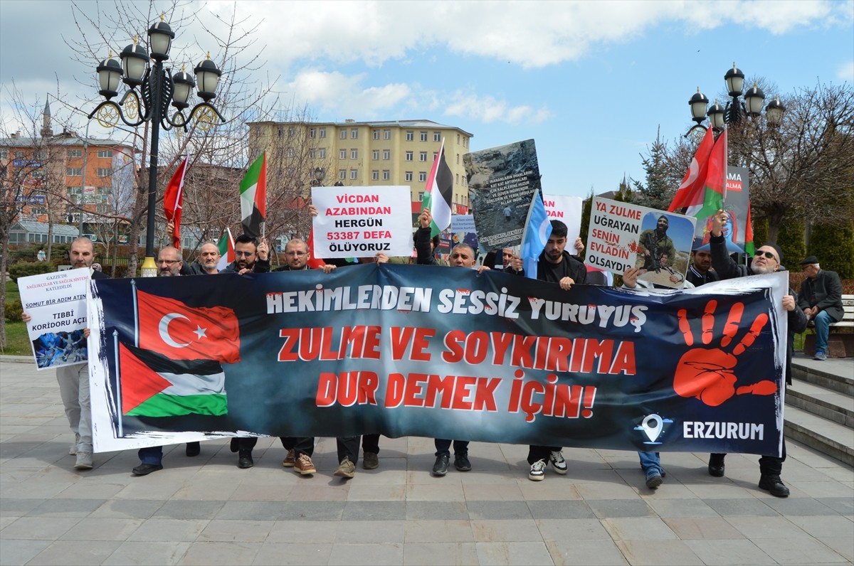 Erzurum'da hekim ve sağlıkçılar, İsrail'in Gazze'ye yönelik saldırılarını protesto etmek ve zulme...