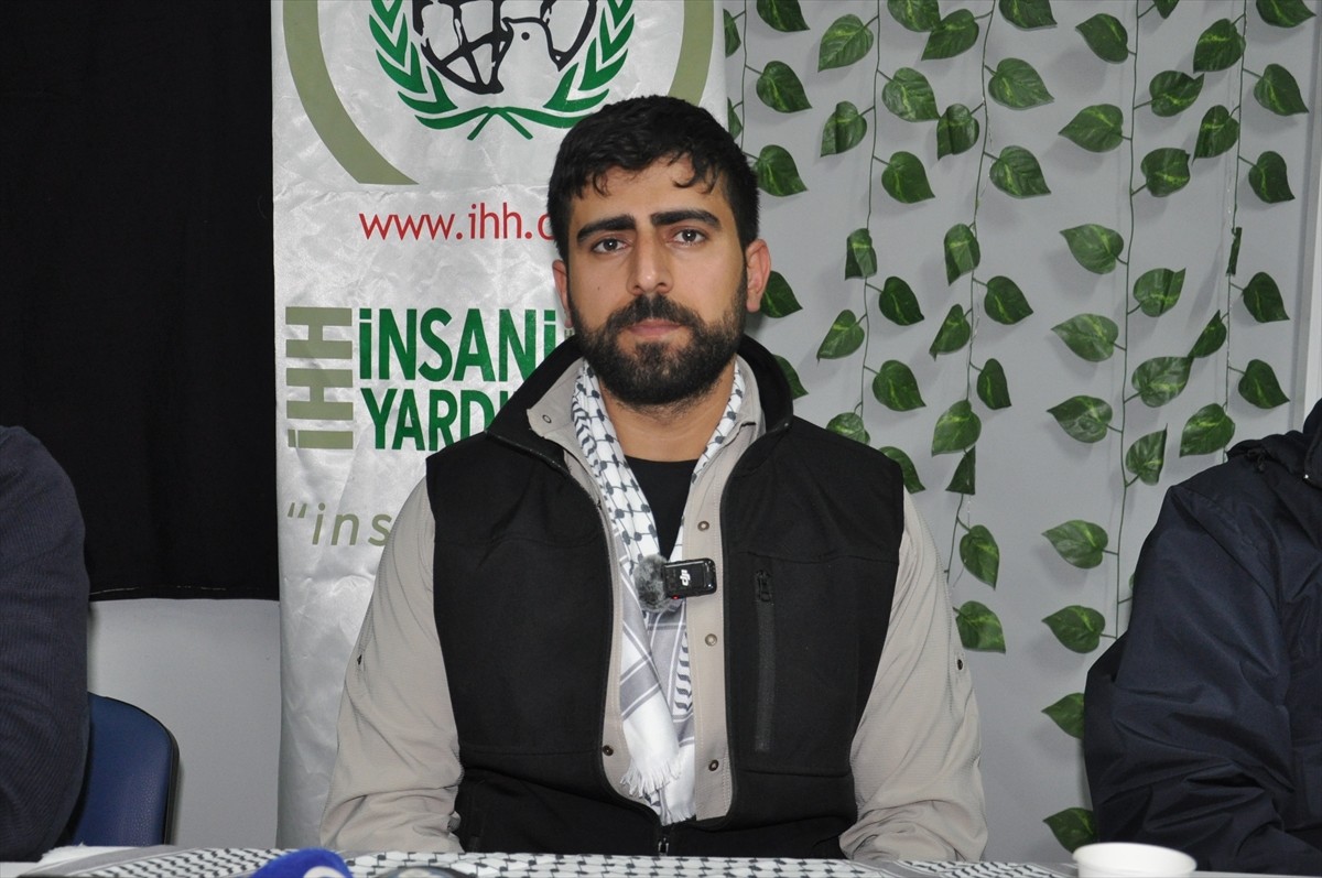 Eskişehir İnsan Hak ve Hürriyetleri (İHH) İnsani Yardım Derneği Başkanı Mehmet Şirin Aslan, İHH...