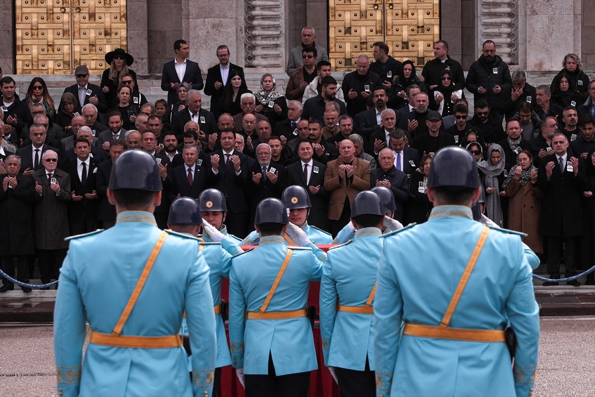 Hayatını kaybeden 18. Dönem Anavatan Partisi Kayseri Milletvekili Seyit Halil Özsoy için Meclis'te...