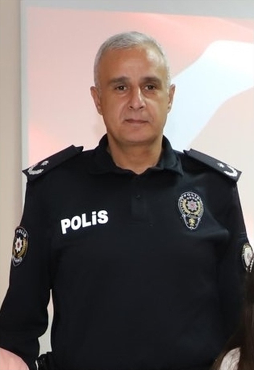 İçişleri Bakanı Ali Yerlikaya, Kahramanmaraş'ta görev yapan ve geçirdiği rahatsızlık sonucu vefat...