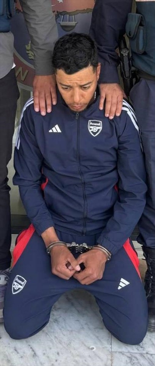 Interpol tarafından kırmızı bültenle aranan yabancı uyruklu kişi, Muğla'nın Bodrum ilçesinde...