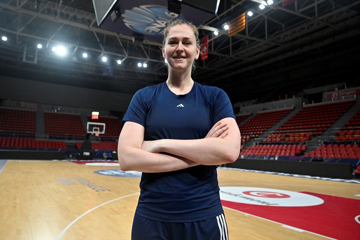 İspanya'nın Zaragoza şehrindeki FIBA Kadınlar Avrupa Ligi 6'lı final organizasyonunun yarı final...