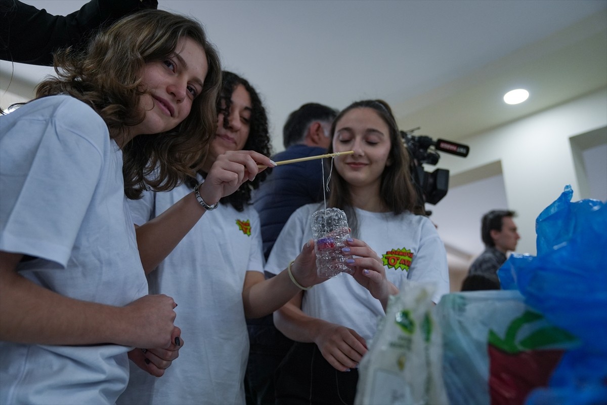 İzmir'in Bornova ilçesindeki 3 okulda kaymakamlık, İzmir Kalkınma Ajansı ve İlçe Milli Eğitim...