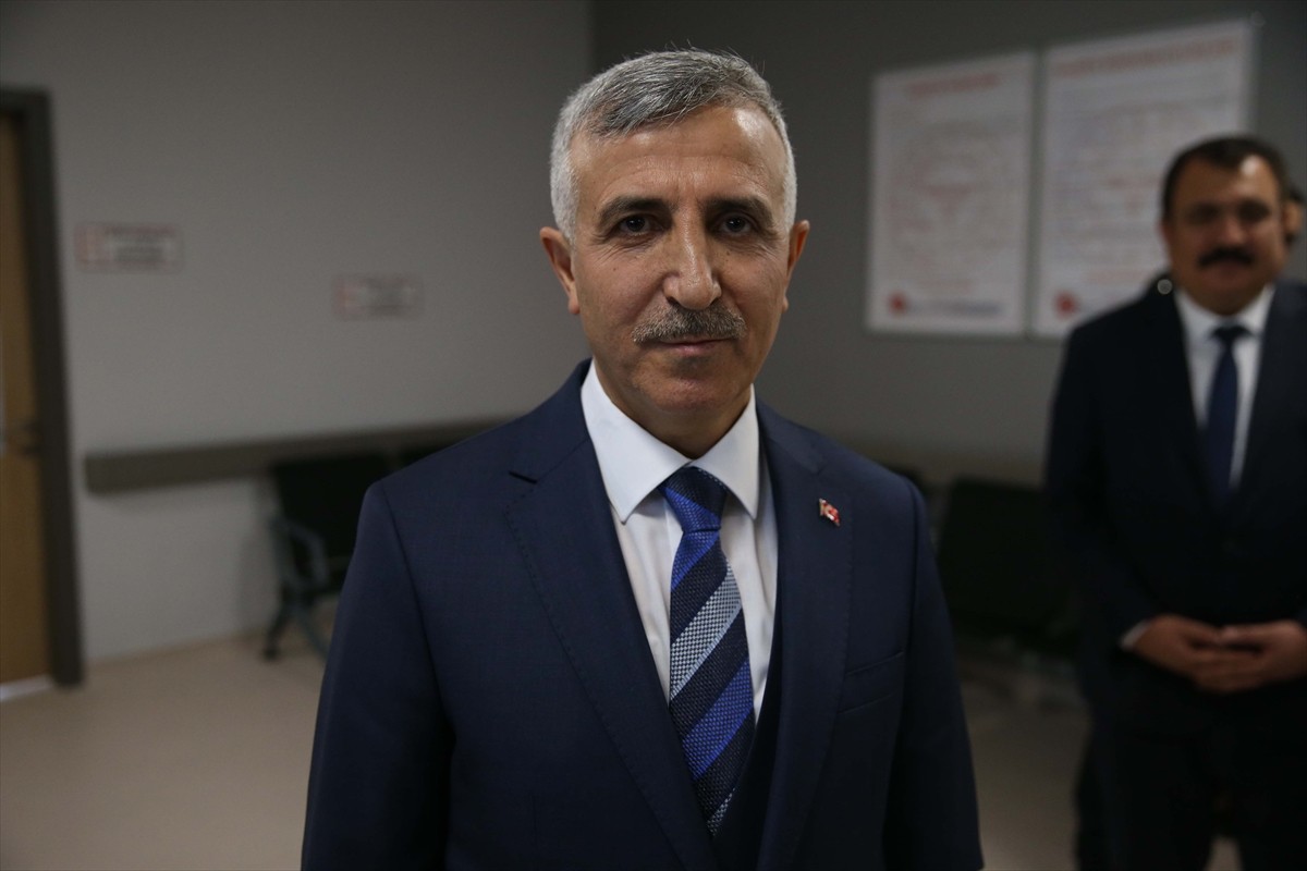 Kahramanmaraş'ta Sütçü İmam Üniversitesi (KSÜ) Sağlık Uygulama ve Araştırma Hastanesi dahil kent...