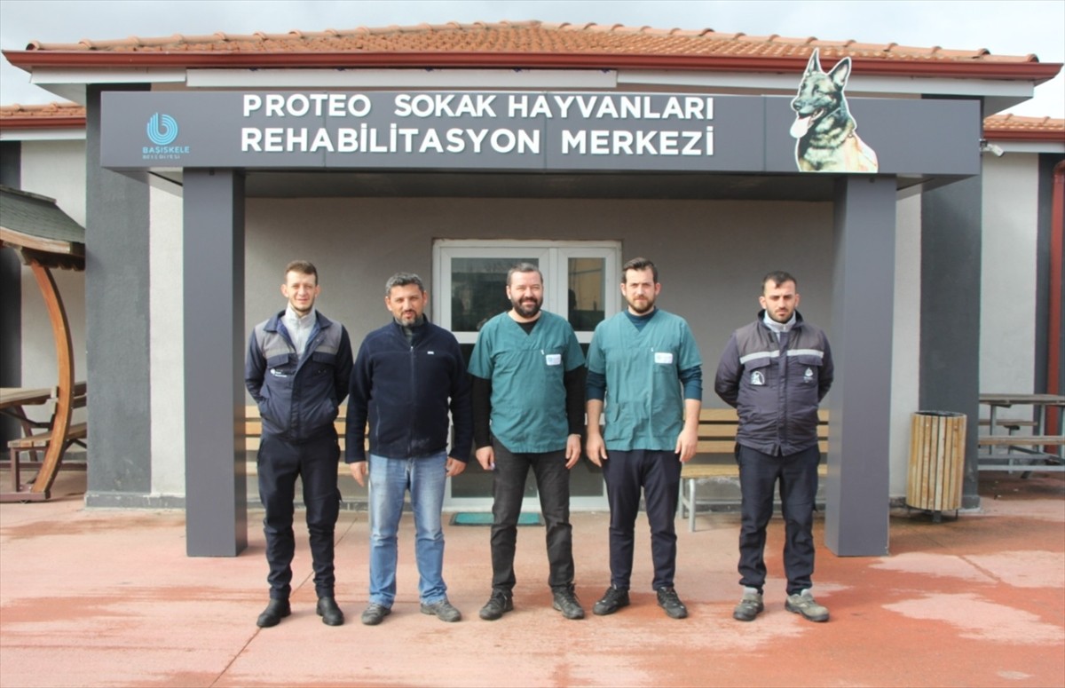 Kahramanmaraş merkezli 6 Şubat 2023'teki depremlerde canları kurtarırken ölen Meksika arama...