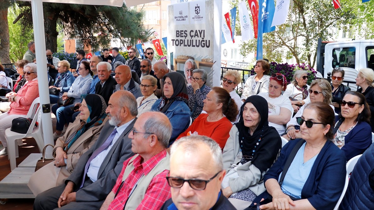 Kocaeli Büyükşehir Belediyesince 65 yaş ve üzeri vatandaşların sosyal hayata aktif katılımını...