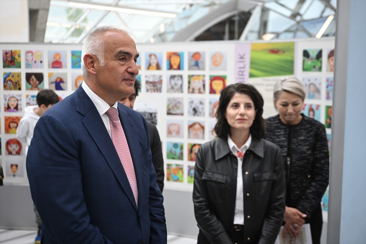 Kültür ve Turizm Bakanı Mehmet Nuri Ersoy, 23 Nisan Ulusal Egemenlik ve Çocuk Bayramı kapsamında...