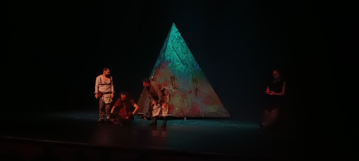 Kültür ve Turizm Bakanlığı Devlet Tiyatroları Genel Müdürlüğünce bu yıl 12'ncisi düzenlenen...