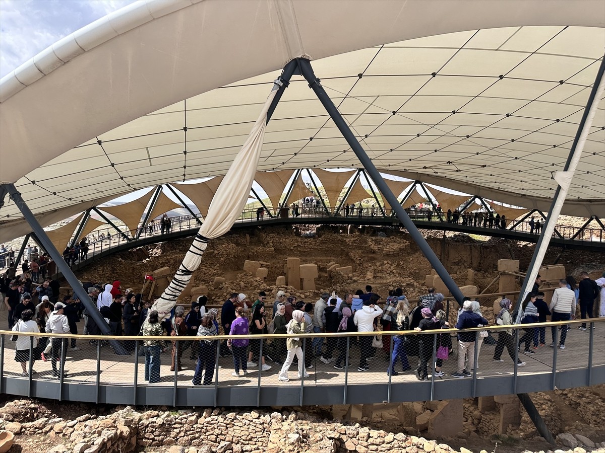 Kültür ve Turizm Bakanlığınca, 9 günlük Ramazan Bayramı tatili süresince müze ve ören yerlerini...