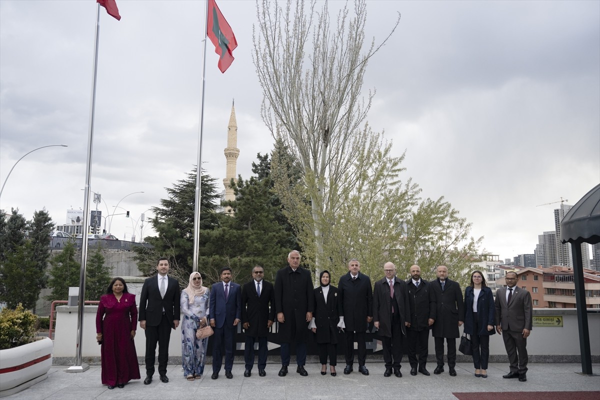 Maldivler'in Ankara Büyükelçiliği resmi açılış töreni düzenlendi. Törene Kültür ve Turizm Bakanı...