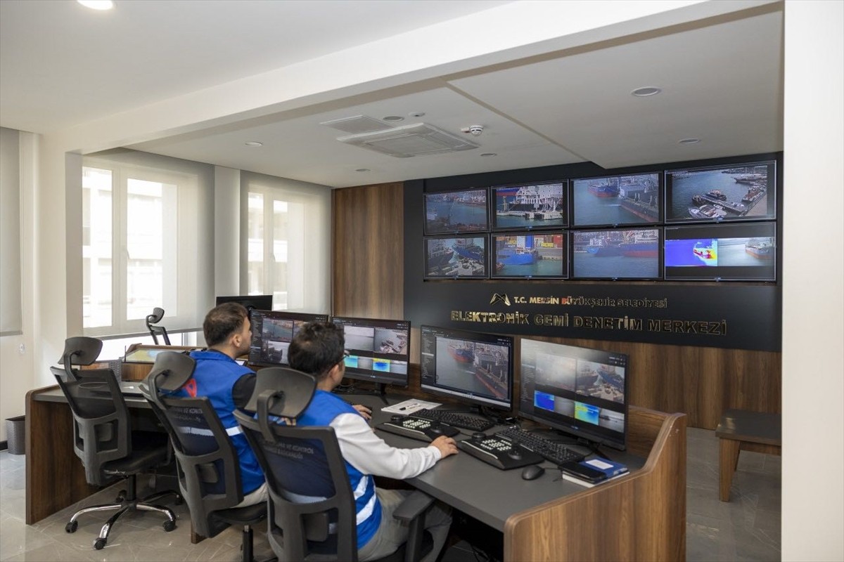 Mersin'de, geçen yıl kasım ayında hayata geçirilen Elektronik Gemi Denetleme Sistemi (EGDS) ile...
