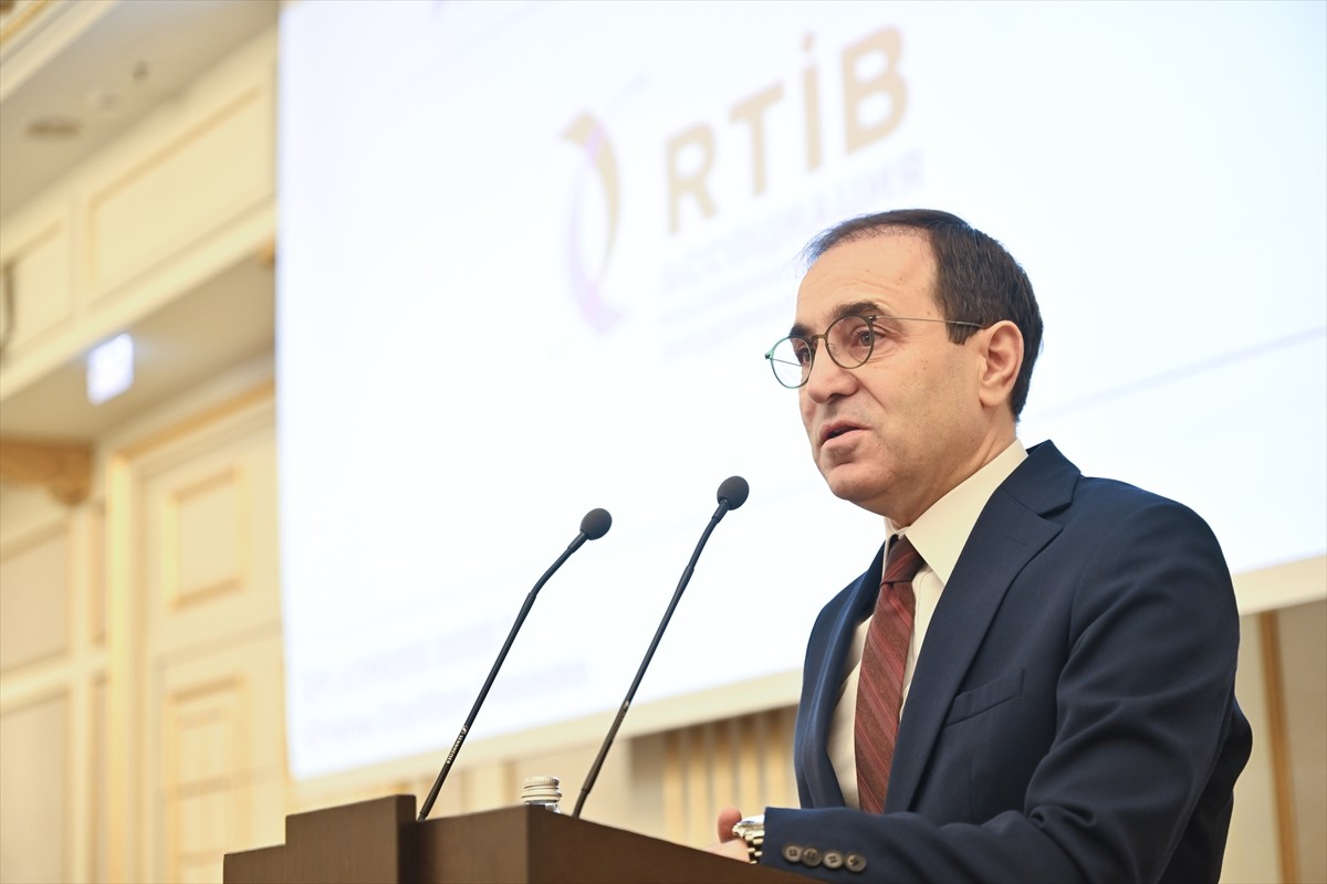 Rusya’da bulunan Türk iş insanları için yapay zekanın şirketlerde kullanımı ve faydası ile ilgili...