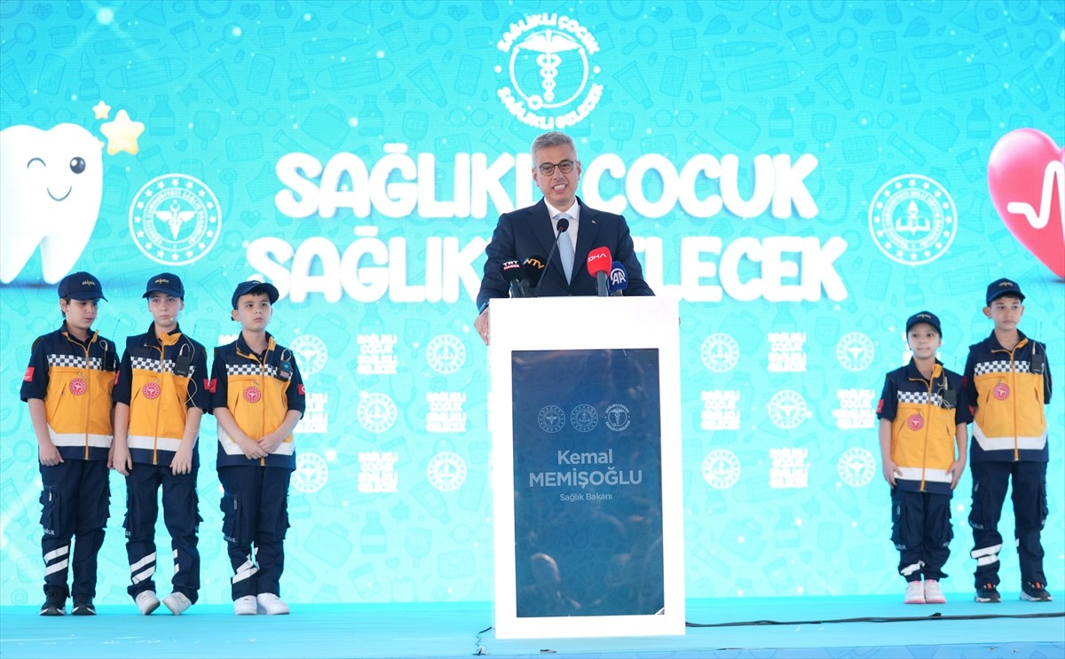 Sağlık Bakanlığı ile Milli Eğitim Bakanlığı arasında imzalanan protokolle başlatılan "Sağlıklı...