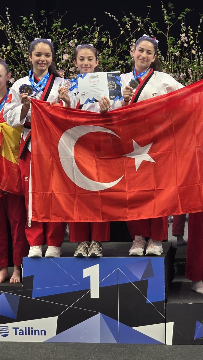 Samsunlu genç tekvandocular, Avrupa Şampiyonası'nda 2 altın, 1 gümüş madalya elde etti. Bafra...