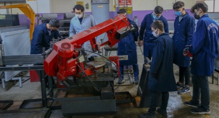 Sivas'ta sanayi ve okul işbirliği! İstanbul'un eli değdi: Öğrenciler de artık çalışacak