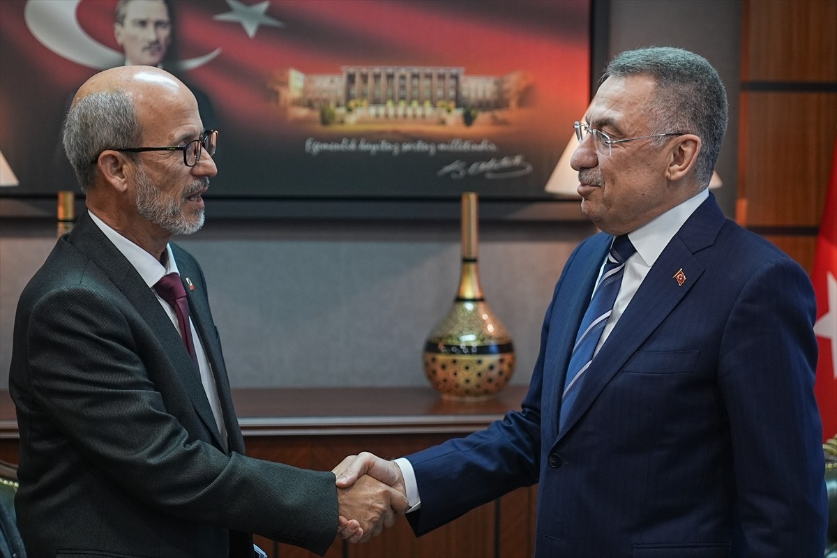 TBMM Dışişleri Komisyonu Başkanı Fuat Oktay (sağda), Küba Uluslararası İlişkiler Komisyonu...