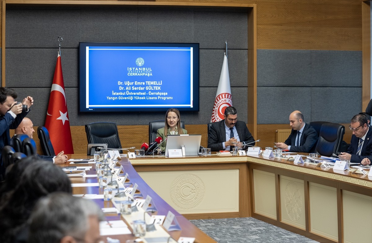 TBMM Kartalkaya Kayak Merkezi'ndeki Otel Yangınını Araştırma Komisyonu, Komisyon Başkan Vekili AK...