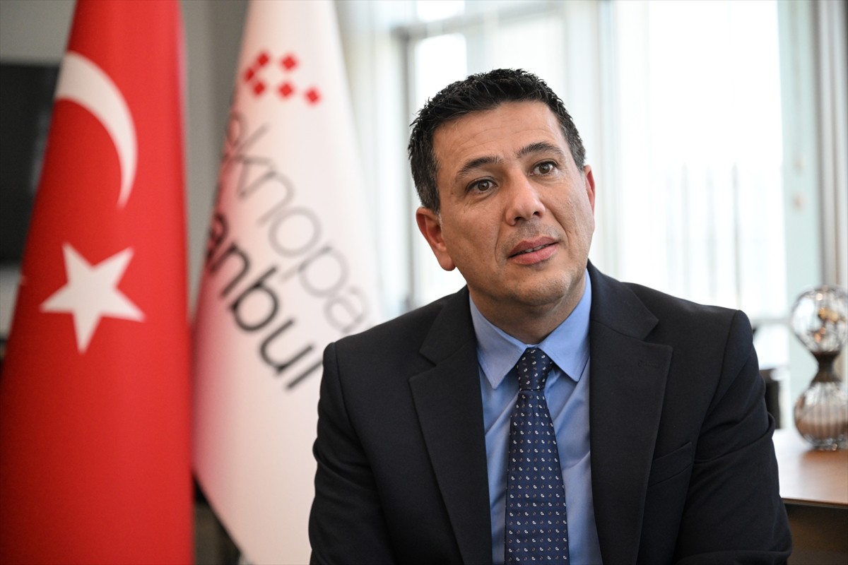 Teknopark İstanbul Genel Müdürü Abdurrahman Akyol, Türkiye'nin teknolojik gelişimi ve savunma...