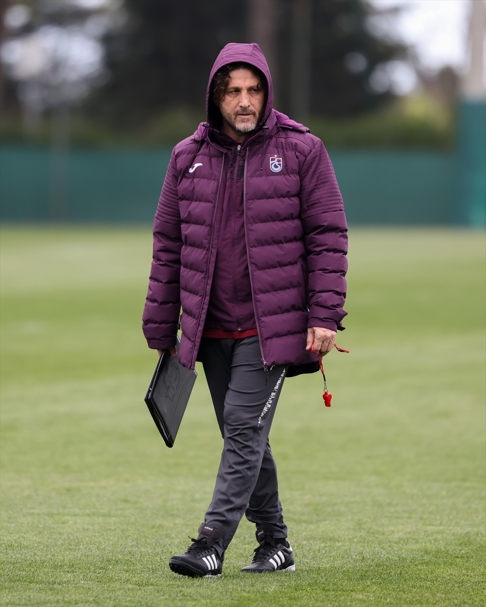 Trabzonspor, Trendyol Süper Lig'in 30. haftasında deplasmanda Fenerbahçe ile yapacağı maçın...