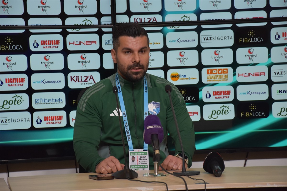 Trendyol 1. Lig'in 34. haftasında konuk ettiği Erzurumspor FK'ye 3-0 yenilen Adanaspor'da teknik...