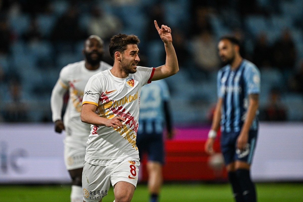 Trendyol Süper Lig'in 30. haftasında Adana Demirspor ile Bellona Kayserispor, Yeni Adana...