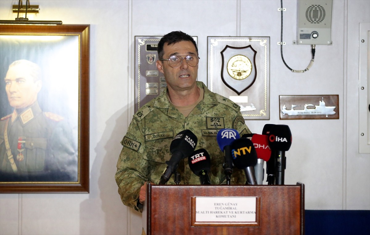 Türk Deniz, Kara ve Hava Kuvvetleri ile Sahil Güvenlik Komutanlığı unsurlarının katıldığı...