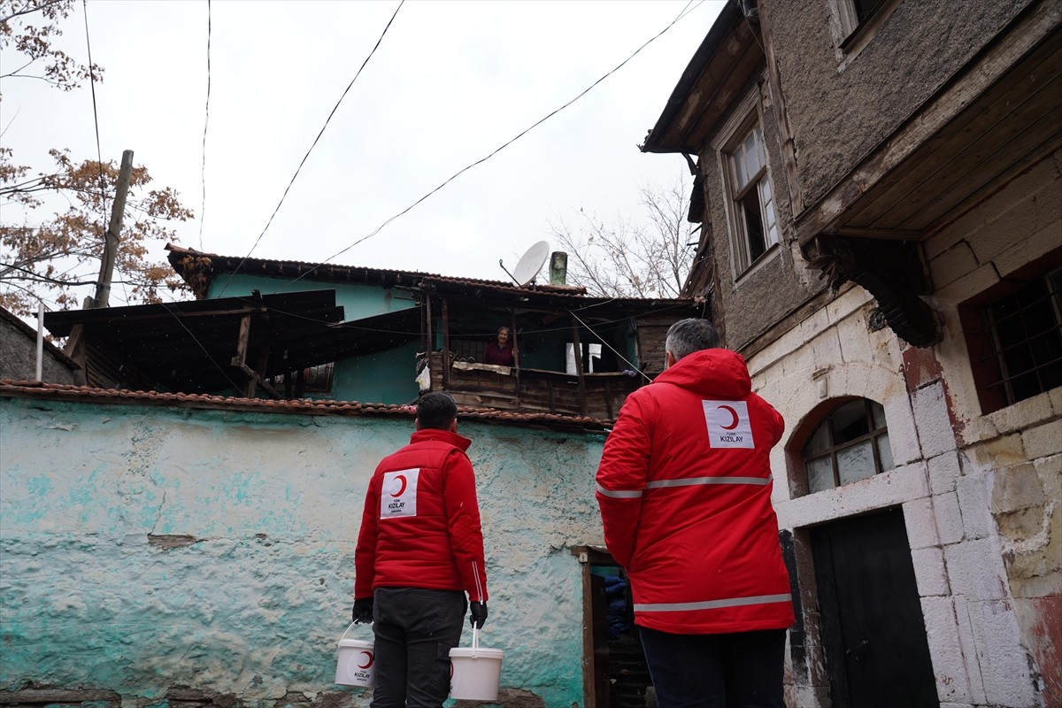Türk Kızılay Genel Başkanı Fatma Meriç Yılmaz, yıl sonuna kadar ülke genelinde 55 aşevi açma...