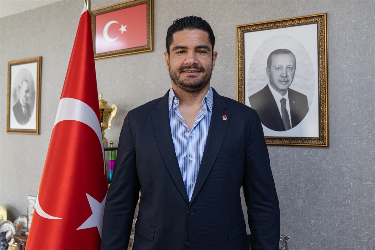 Türkiye Güreş Federasyonu Başkanı Taha Akgül, AA muhabirine Avrupa Şampiyonası ile ilgili...