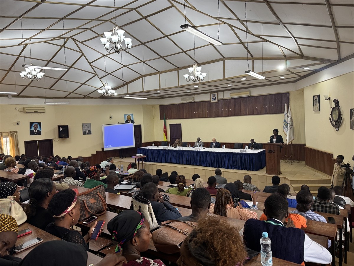 Türkiye’nin Yaounde Büyükelçisi Volkan Öskiper, Kamerun Uluslararası İlişkiler Enstitüsünde (IRIC)...