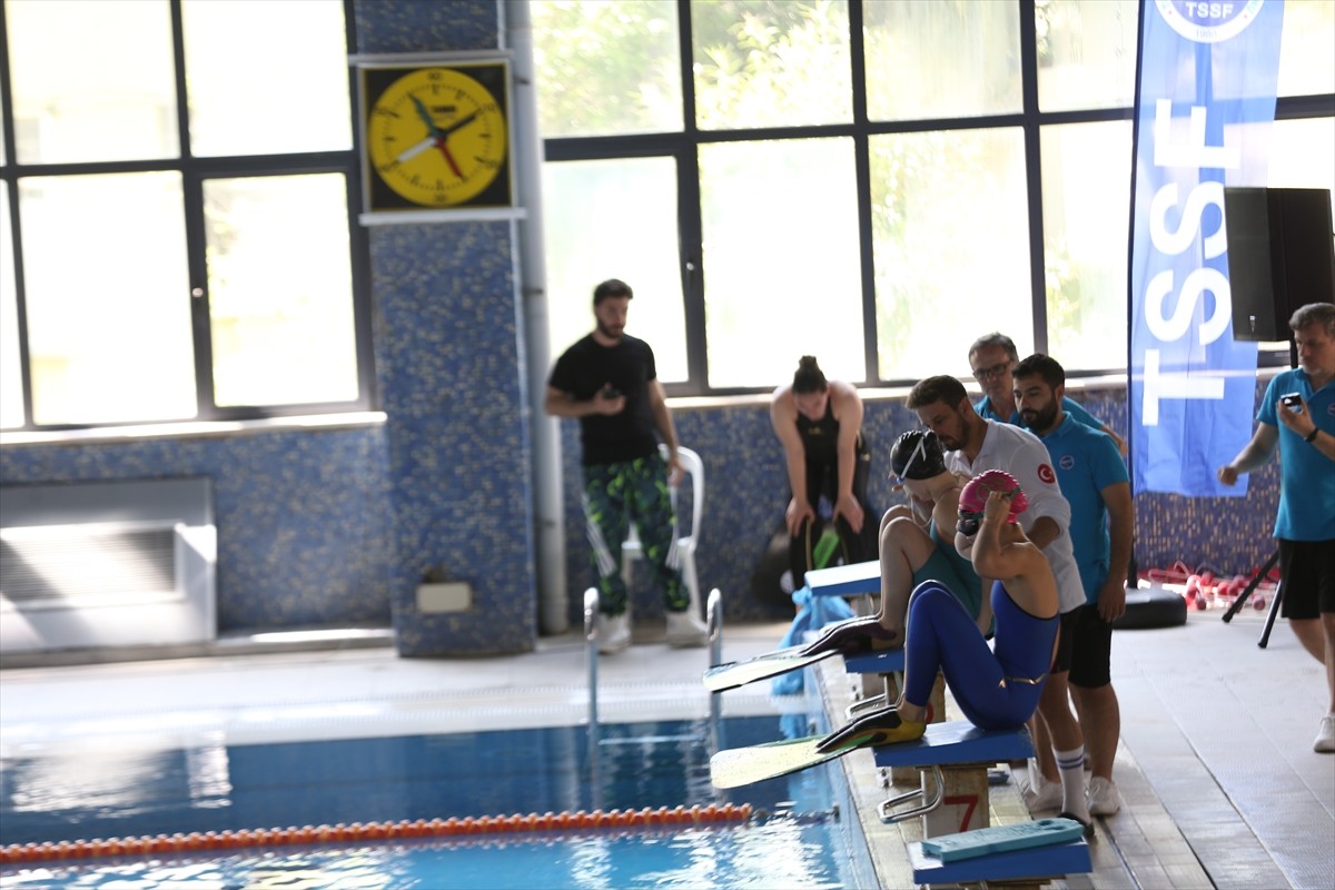 Türkiye Sualtı Sporları Federasyonu (TSSF) tarafından gerçekleştirilen Serbest Dalış Havuz...