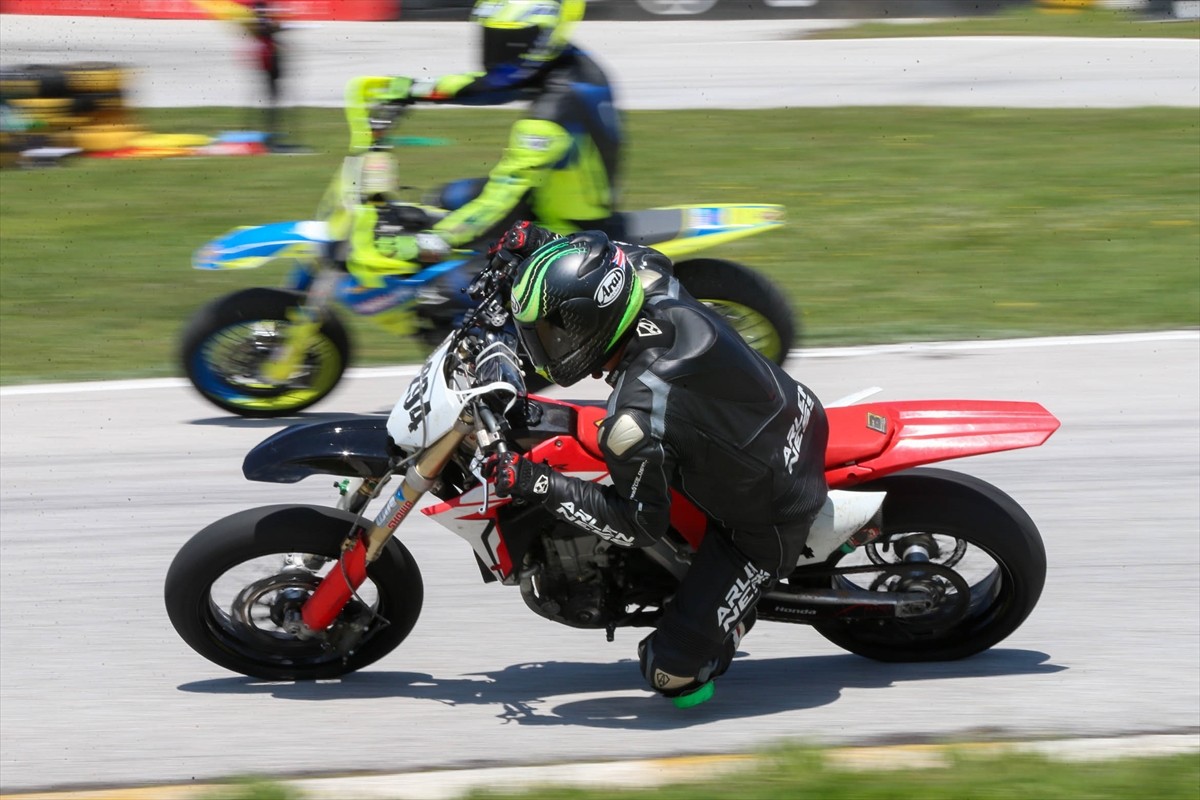 Türkiye Süpermoto Şampiyonası ve FIM MiniGP Türkiye Serisi'nin ilk ayak yarışları, Uşak'ta...