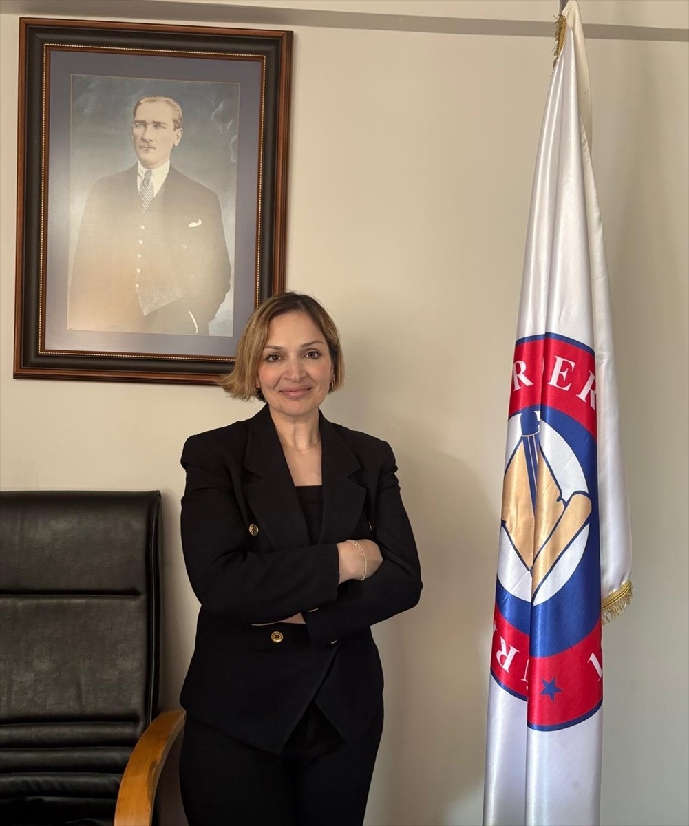 Üsküdar Üniversitesi Dr. Öğretim Görevlisi Meliha Nur Çerçinli, Türk Arşivciler Derneği Genel...