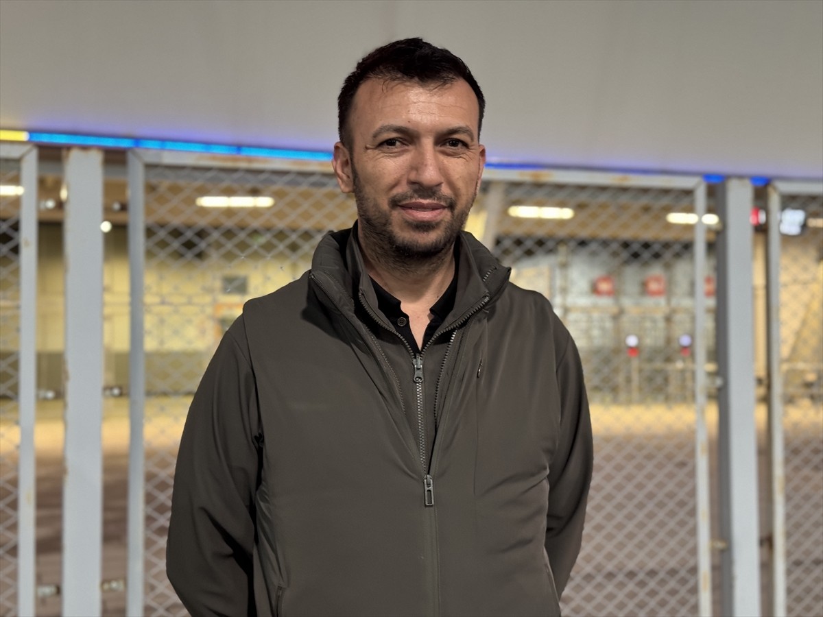 Ziraat Türkiye Kupası'nda adını yarı finale yazdıran TÜMOSAN Konyaspor, kupayı yeniden müzesine...