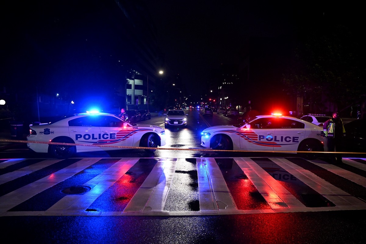 ABD'nin başkenti Washington'daki Yahudi Müzesi yakınlarında düzenlenen silahlı saldırıda İsrail'in...