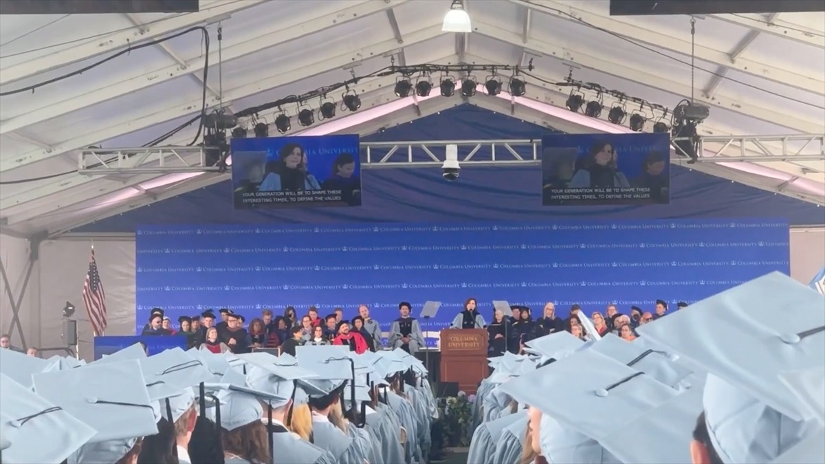 ABD'nin Columbia Üniversitesi'nin Başkanı Claire Shipman, Filistin'e destek gösterilerine öncülük...