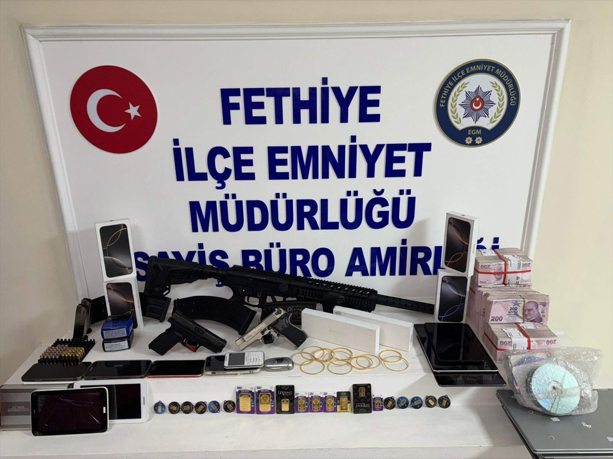 Ankara Cumhuriyet Başsavcılığınca yürütülen soruşturma kapsamında aranan şüpheli Muğla'nın Fethiye...