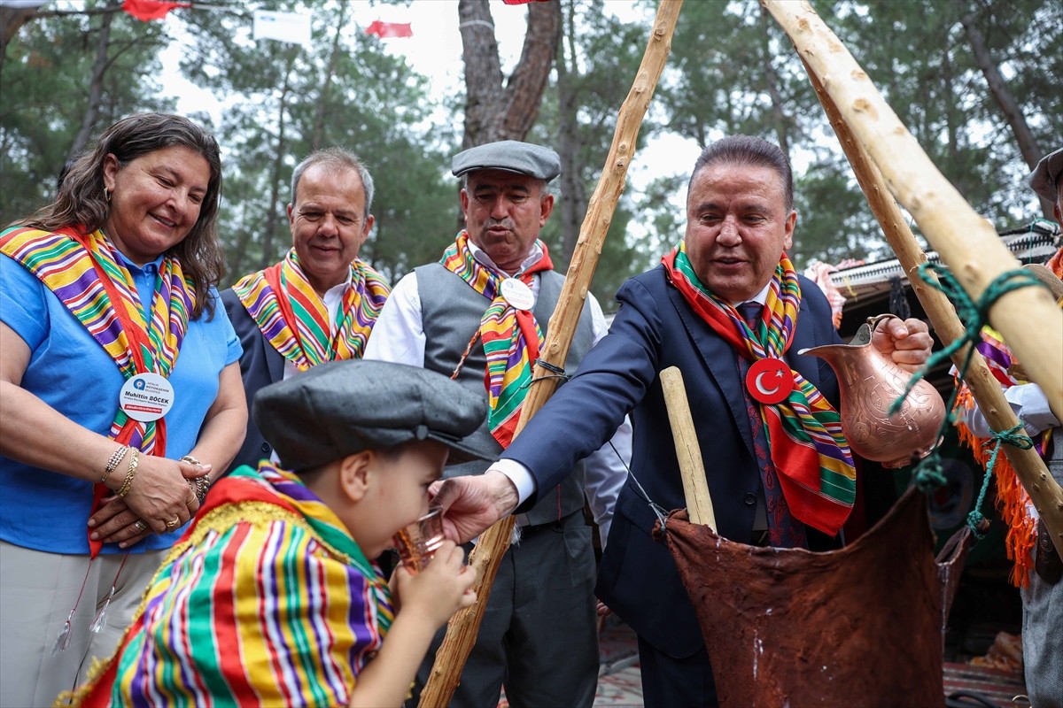 Bu yıl 4'üncü düzenlenecek "Uluslararası Antalya Yörük Türkmen Festivali" 30 Mayıs-1 Haziran'da...