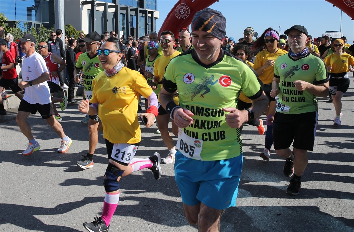 Büyük Önder Gazi Mustafa Kemal Atatürk'ün Milli Mücadele'yi başlatmak için 19 Mayıs 1919'da...