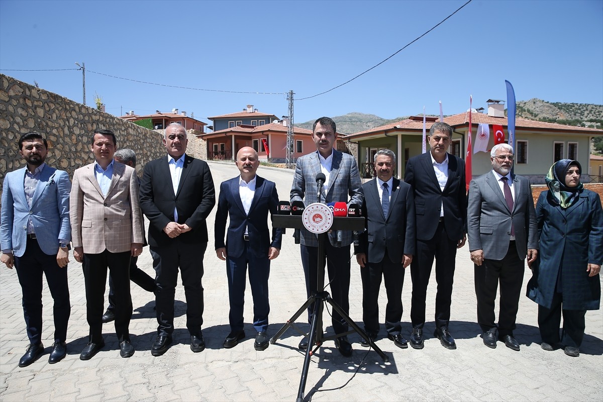 Çevre, Şehircilik ve İklim Değişikliği Bakanı Murat Kurum, Adıyaman  Zey Köyü Afet Konutları...