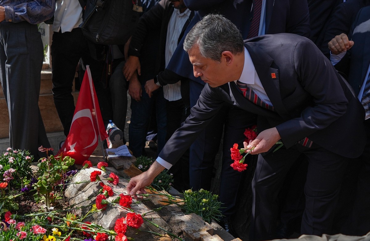CHP Genel Başkanı Özgür Özel, CHP Ankara İl Başkanlığınca, Deniz Gezmiş, Yusuf Aslan ve Hüseyin...