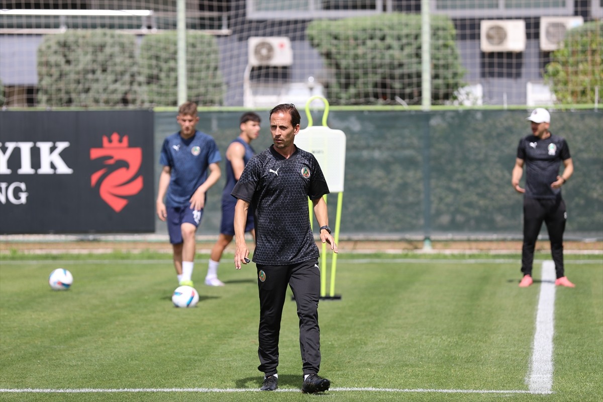 Corendon Alanyaspor, Trendyol Süper Lig'in 36. haftasında Beşiktaş ile yapacağı maçın...