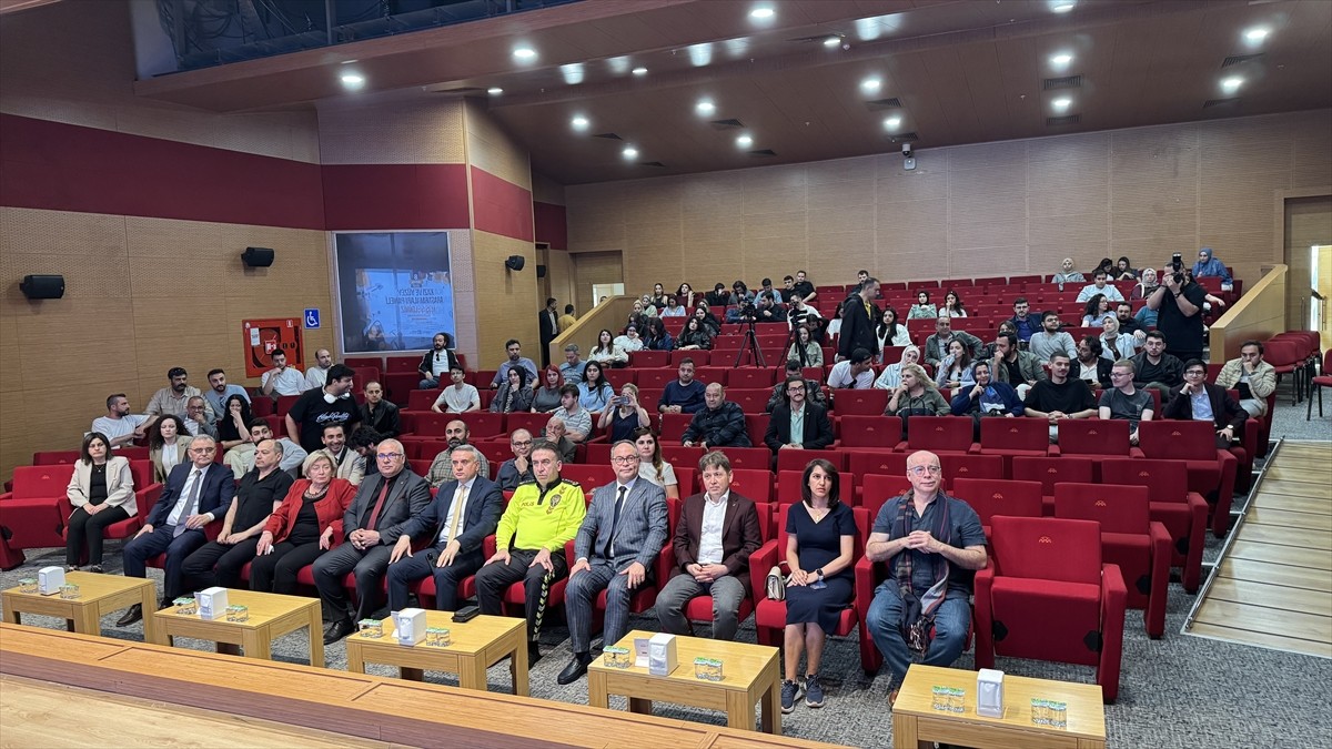 Çorum'da Hitit Üniversitesi Fen Edebiyat Fakültesi tarafından Kazı ve Yüzey Araştırmaları Paneli...