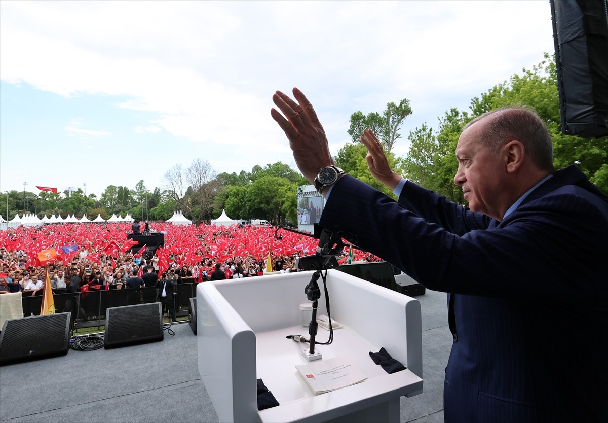 Cumhurbaşkanı Recep Tayyip Erdoğan, "Beykoz Millet Bahçesi'nde, İstanbul'un Fethi'nin 572....