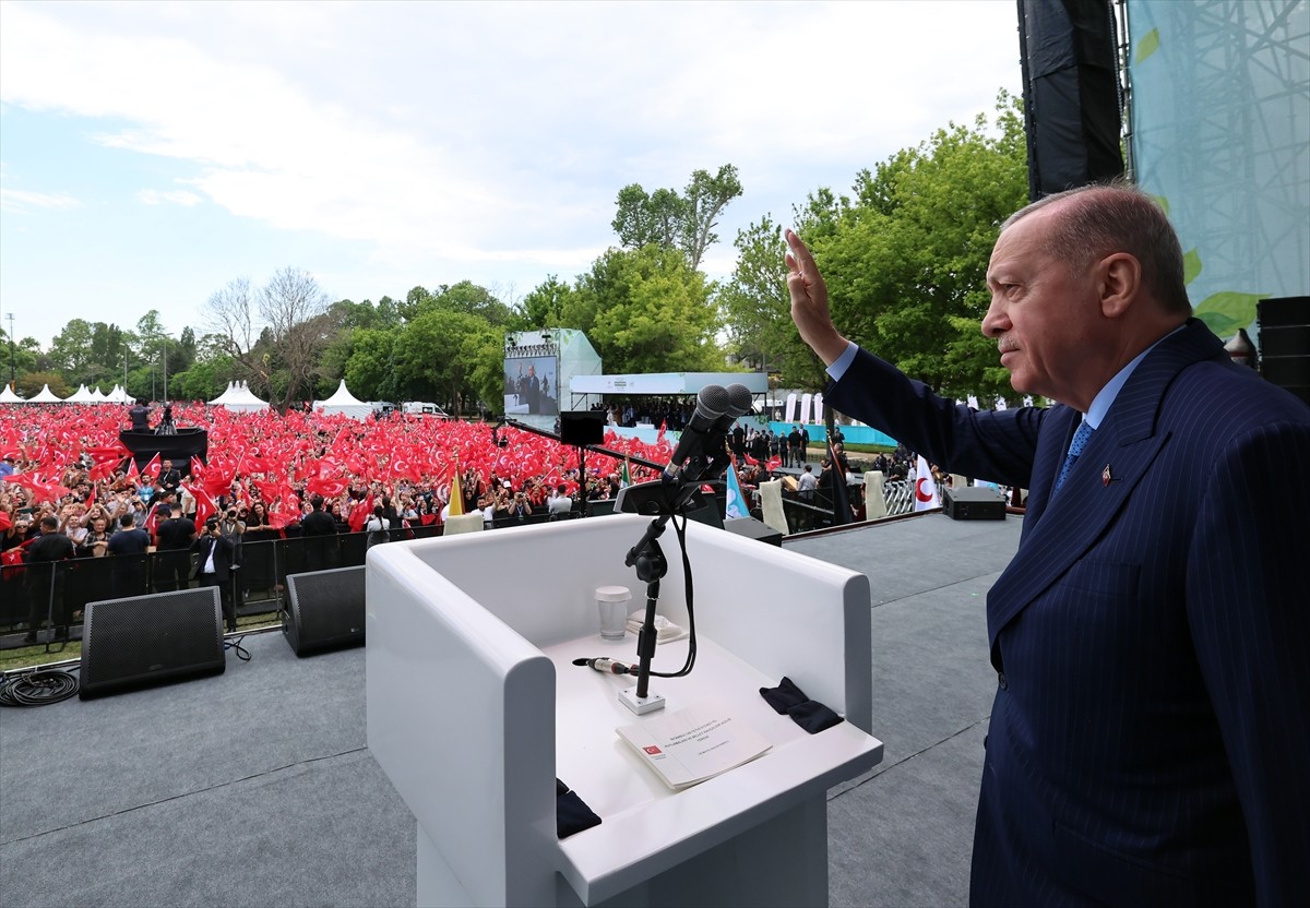 Cumhurbaşkanı Recep Tayyip Erdoğan, "Beykoz Millet Bahçesi'nde, İstanbul'un Fethi'nin 572....