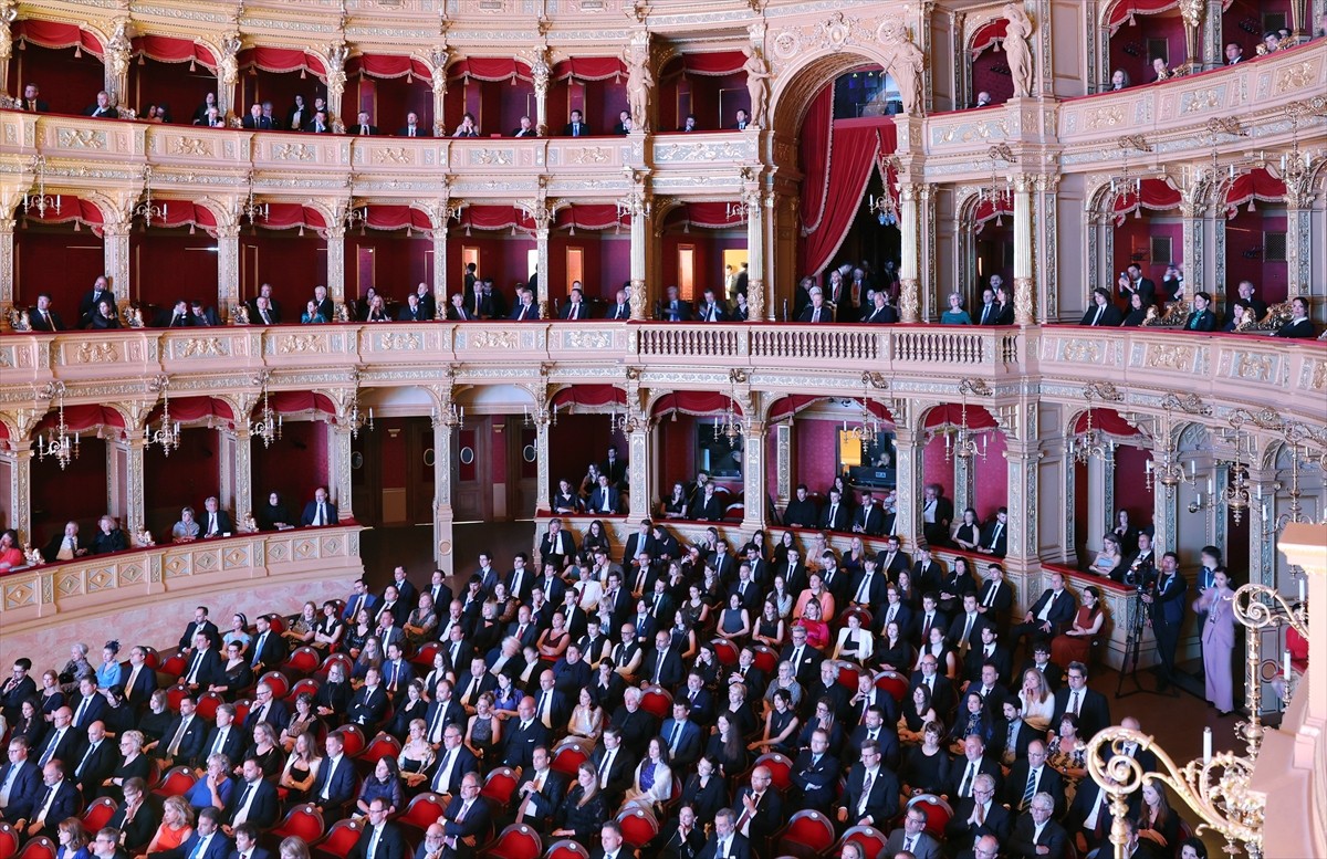 Cumhurbaşkanı Recep Tayyip Erdoğan,  Türk Devletleri Teşkilatı Gayriresmi Zirvesi için bulunduğu...