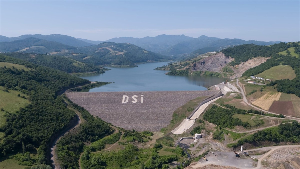 Devlet Su İşleri (DSİ) 7. Bölge Müdürlüğü, 19 Mayıs Barajı'nda gövde dolgusu ve emniyeti açısından...