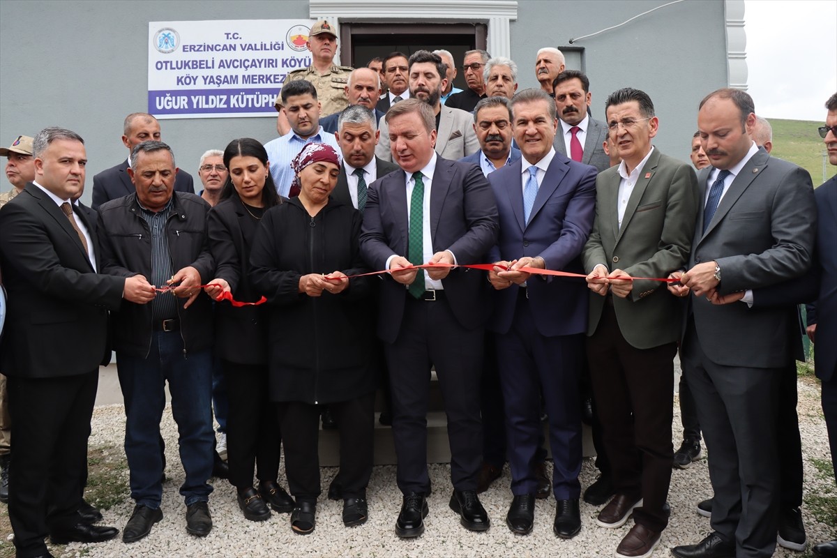 Erzincan'ın İliç ilçesindeki altın madeninde geçen yıl meydana gelen toprak kayması sonucu...