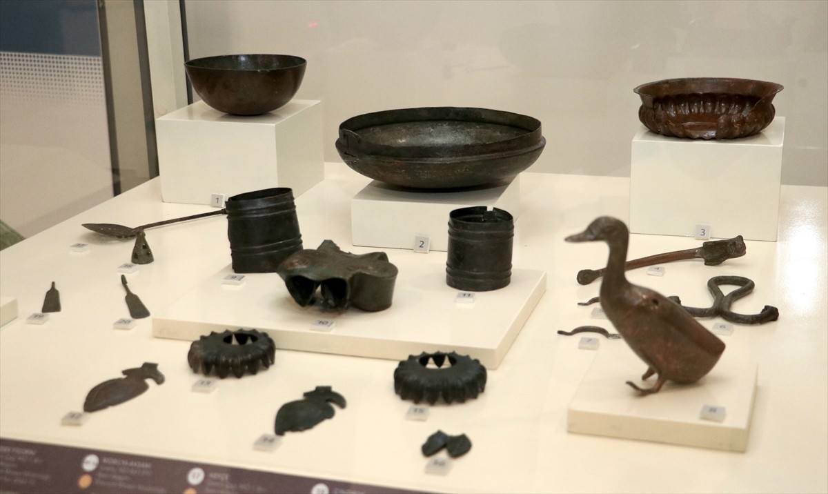 Erzurum'da, Kültür Varlıkları ve Müzeler Genel Müdürlüğü öncülüğünde Cumhuriyet'in 102. yılı...