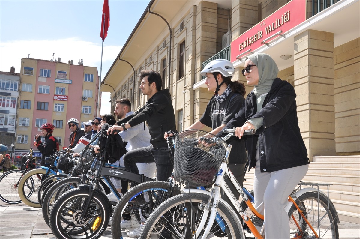 Eskişehir'de Yunus Emre Kültür ve Sanat Haftası etkinlikleri kapsamında Yunus Emre Hoşgörü...